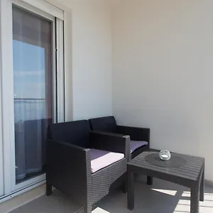 Bandic - 30 Meters To The Apartament Trogir